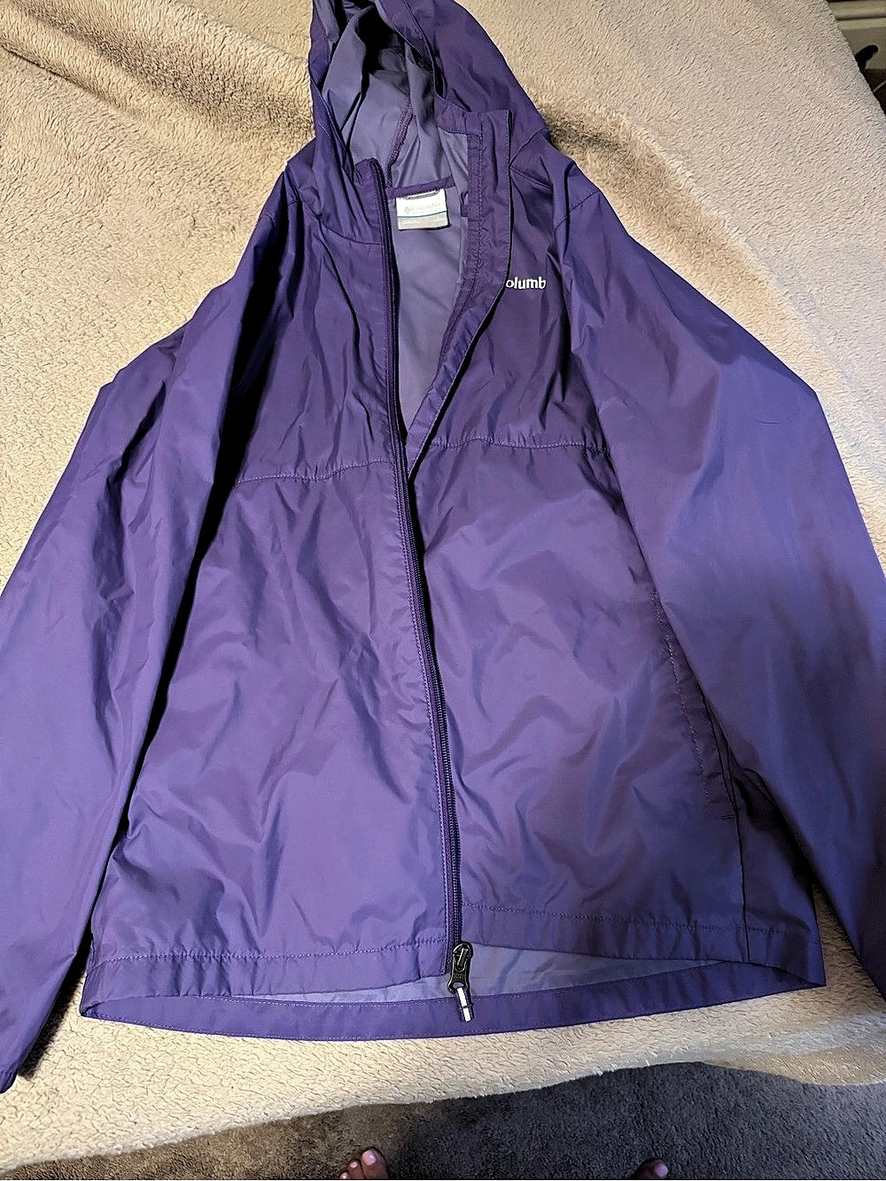 Columbia Switchback Hooded Packable Rain Jacket Purple